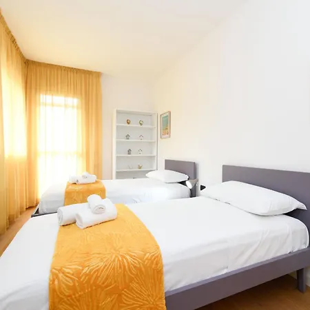 Apartment Desenzanoloft Official Partner Marriott Homes & -the Wind Rose Renovation 2025 *