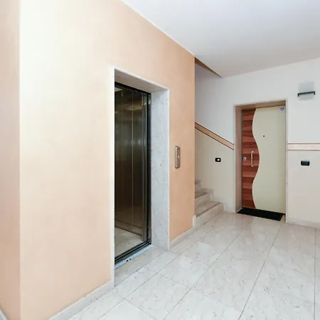 Desenzanoloft Official Partner Marriott Homes & -the Wind Rose Renovation 2025 Apartment *